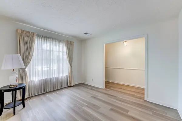 3334 Spring Valley RD, Houston, TX 77080