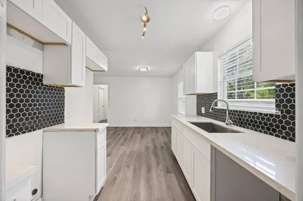 6410 Hartwick RD, Houston, TX 77016