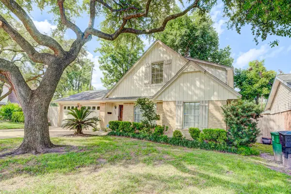 3334 Spring Valley RD, Houston, TX 77080