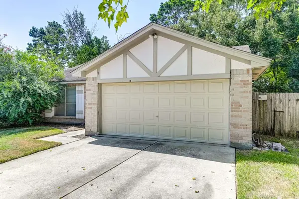 10015 Enchanted Stone DR, Houston, TX 77070