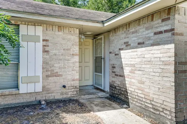 10015 Enchanted Stone DR, Houston, TX 77070