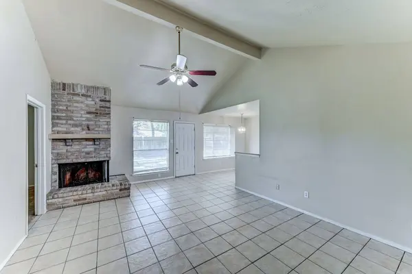 10015 Enchanted Stone DR, Houston, TX 77070