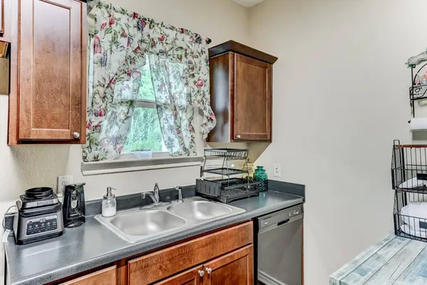 301 Bayou DR, Channelview, TX 77530
