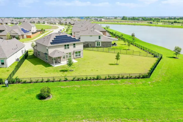 1926 Temple Grove DR, Rosharon, TX 77583