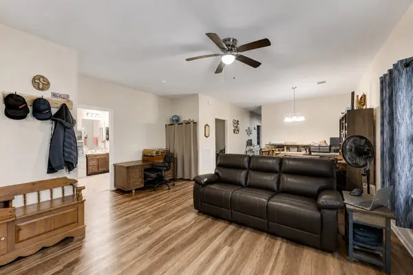 301 Bayou DR, Channelview, TX 77530