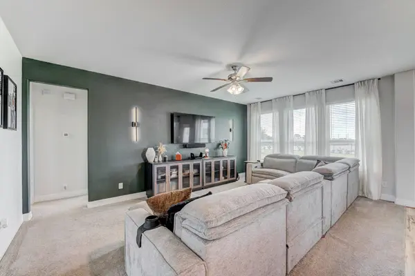 1926 Temple Grove DR, Rosharon, TX 77583