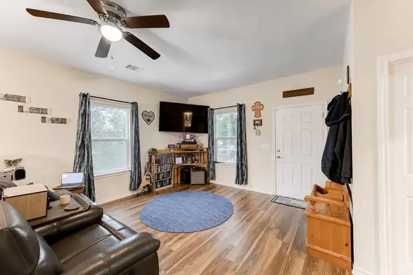 301 Bayou DR, Channelview, TX 77530