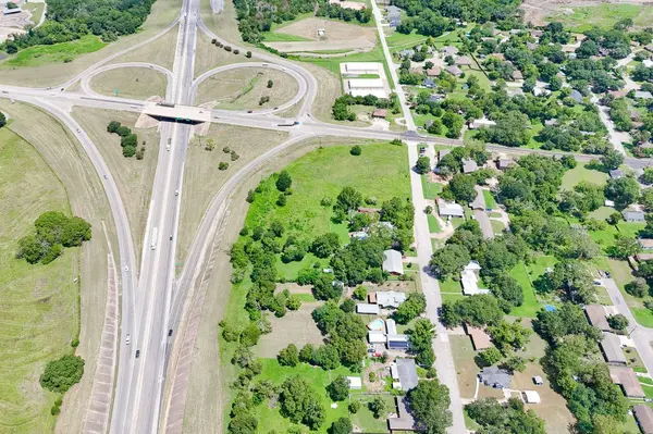 102 S Dixie ST, Brenham, TX 77833