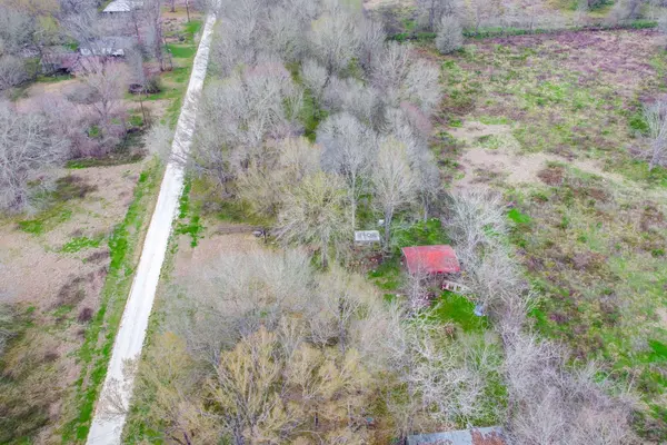 95 Powell RD, Trinity, TX 75862