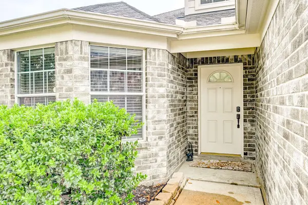 19326 Dawntreader DR, Cypress, TX 77429