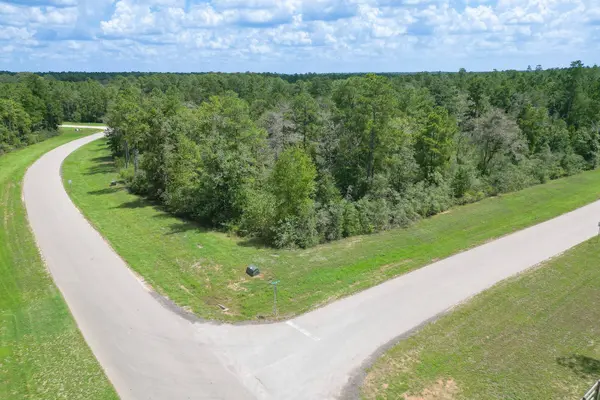 10692 Ruger RD, Willis, TX 77378
