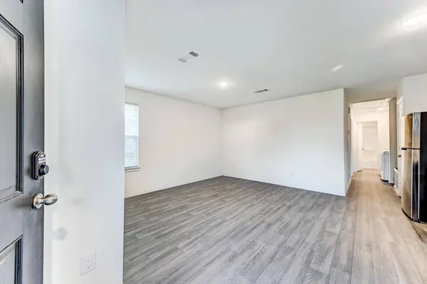 7925 Way ST, Houston, TX 77028