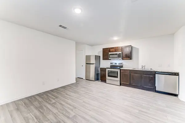 7925 Way ST, Houston, TX 77028