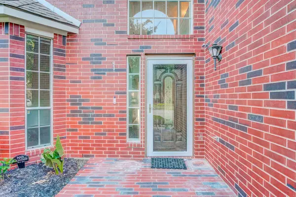 2706 Sun Beam CT, Pearland, TX 77584