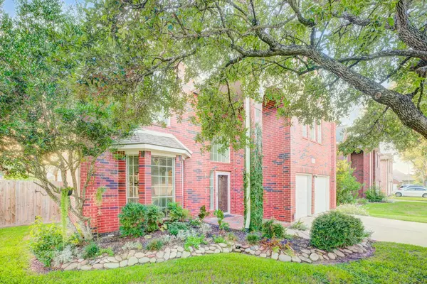 2706 Sun Beam CT, Pearland, TX 77584