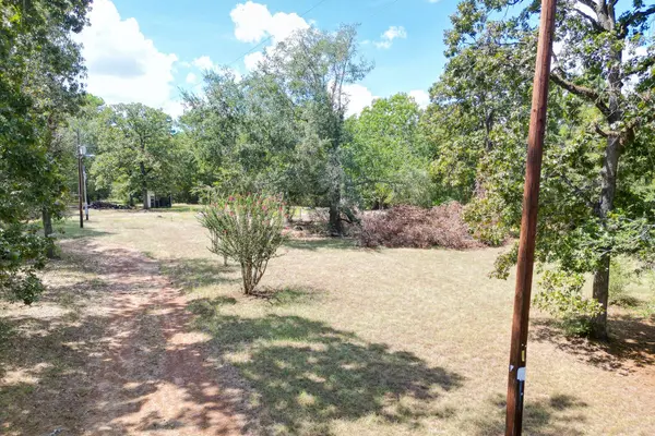 7 Pine TRL, Magnolia, TX 77355