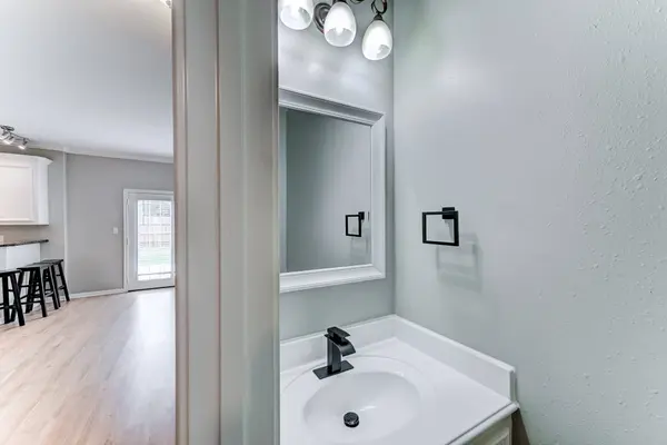 10715 Glenda Kay DR, Houston, TX 77065