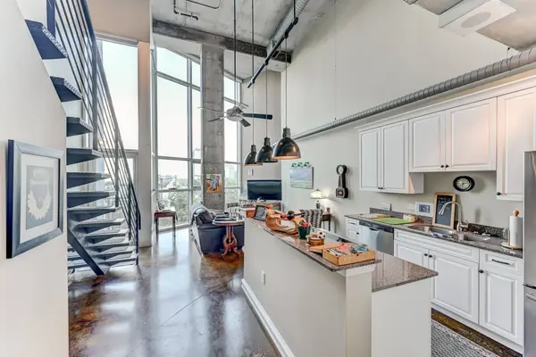 2000 Bagby ST #5434, Houston, TX 77002