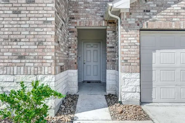 20300 Portbec DR, New Caney, TX 77357