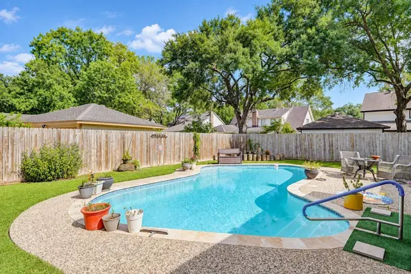 723 Oder LN, Houston, TX 77090