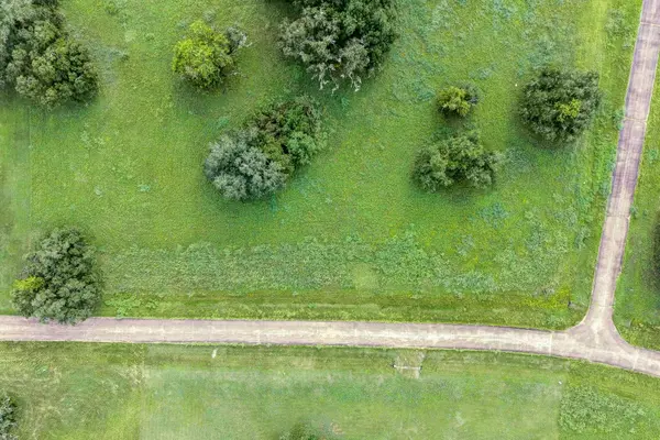 1601 Old Henry CT, Angleton, TX 77515