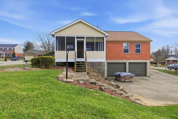 6921 Shadowridge Court, Florence, KY 41042