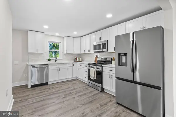702 EAST AVE, New Castle, DE 19720
