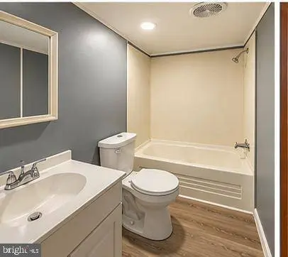 121 SANTILLI RD, Landenberg, PA 19350