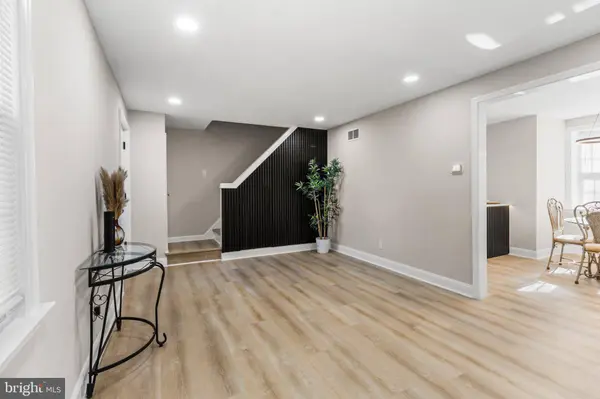 6 N STUYVESANT DR, Wilmington, DE 19809