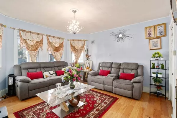 7 Sidney Ave, Lynn, MA 01902