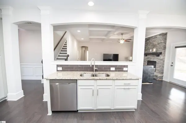 414 Chippendale Lane, Boiling Springs, SC 29316-5669