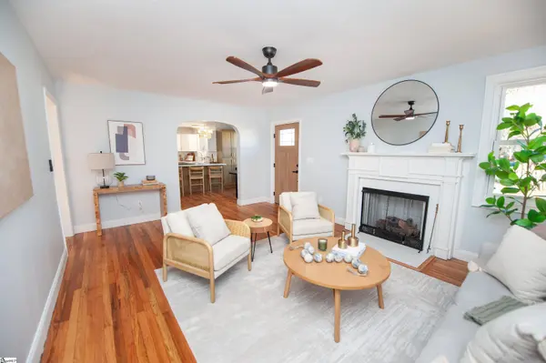 147 Pleasant Ridge Avenue, Greenville, SC 29605-2113