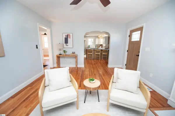 147 Pleasant Ridge Avenue, Greenville, SC 29605-2113