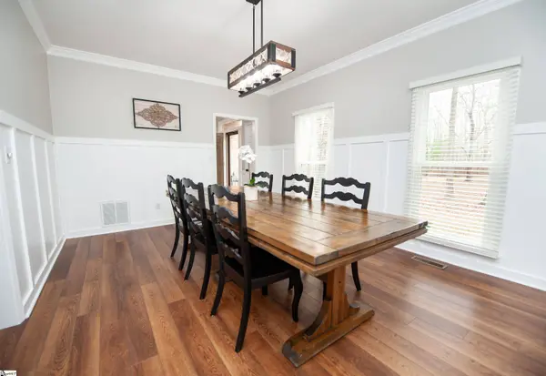 290 Earles Fort Road, Landrum, SC 29356