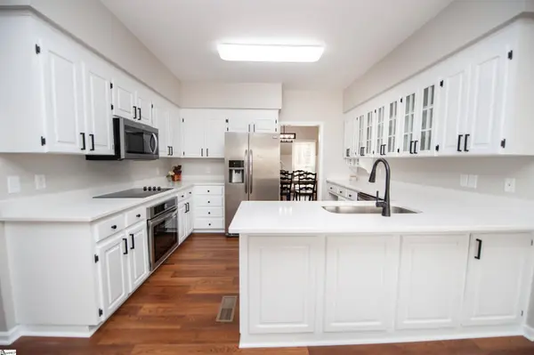 290 Earles Fort Road, Landrum, SC 29356