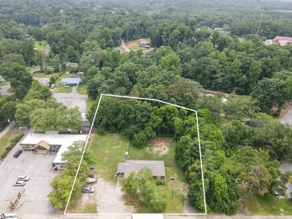 1504 E Rutherford Street, Landrum, SC 29356