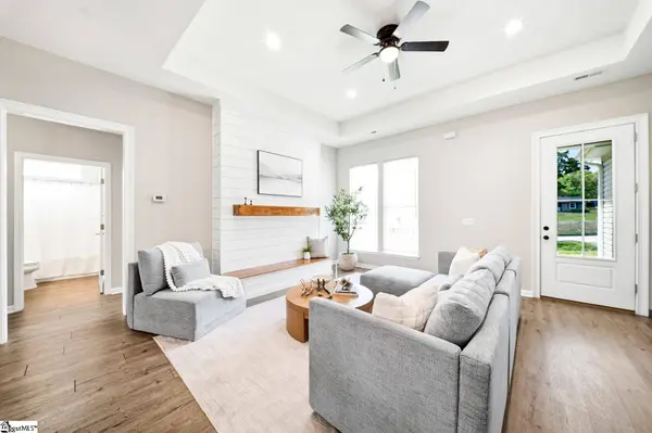 329 Woodley Road, Spartanburg, SC 29306-5529