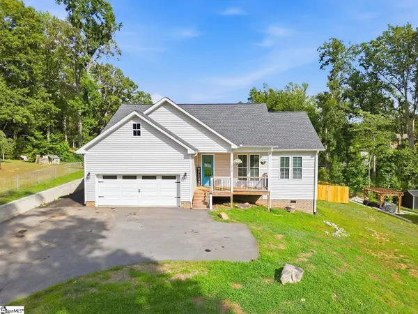329 Woodley Road, Spartanburg, SC 29306-5529