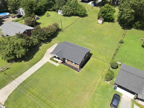 104 Tower Drive, Moore, SC 29369-9639