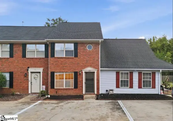 504 S Townes Court