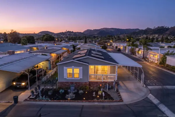 2280 E Valley PKWY #50, Escondido, CA 92027