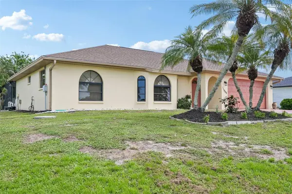11008 WATERFORD AVE, Englewood, FL 34224