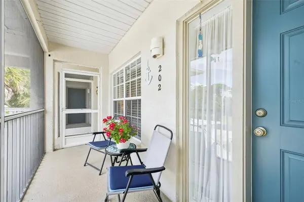 412 SUNSET LAKE BLVD #202, Venice, FL 34292