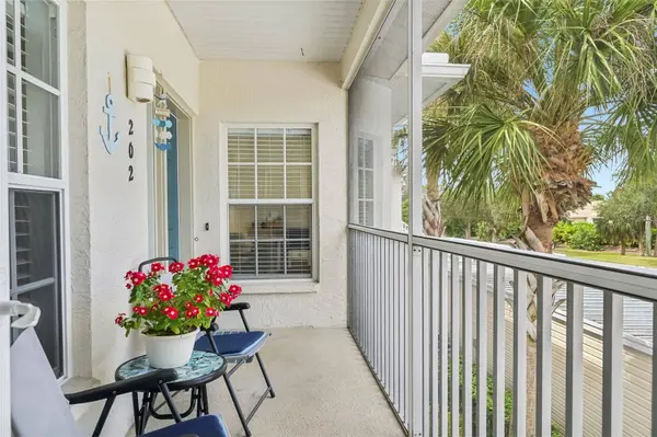 412 SUNSET LAKE BLVD #202, Venice, FL 34292