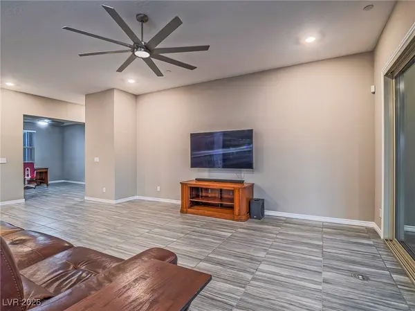 416 Middlestone AVE, Henderson, NV 89011