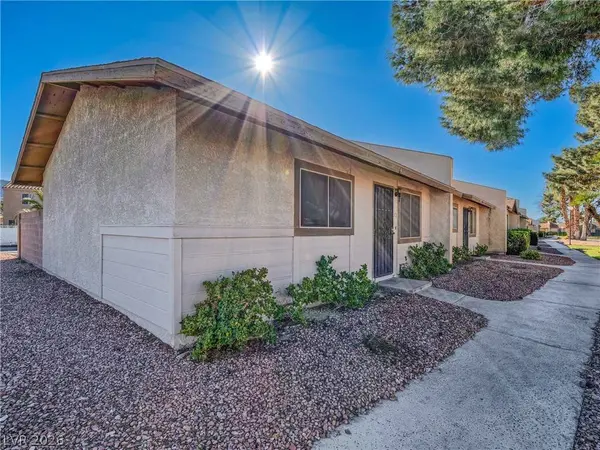 372 Linn LN, Las Vegas, NV 89110