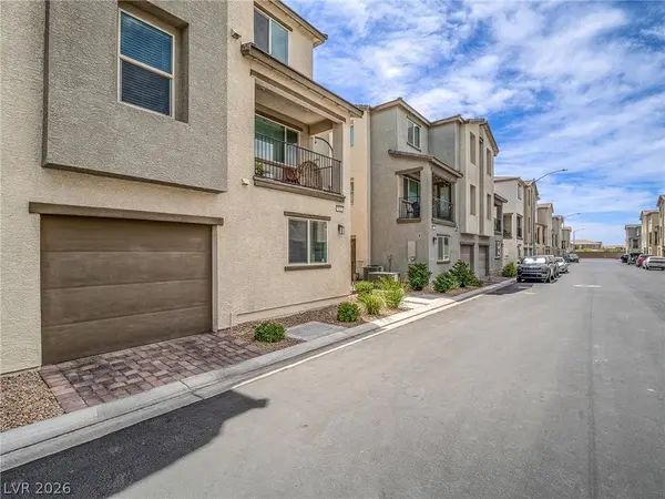 7002 Midnight Bronze ST, North Las Vegas, NV 89086