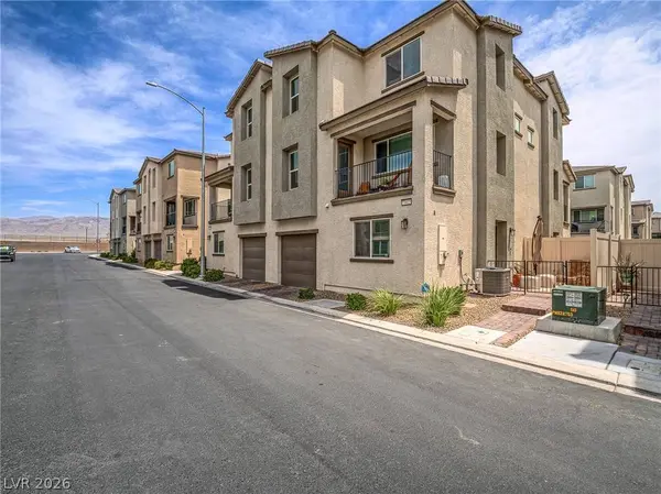 7002 Midnight Bronze ST, North Las Vegas, NV 89086