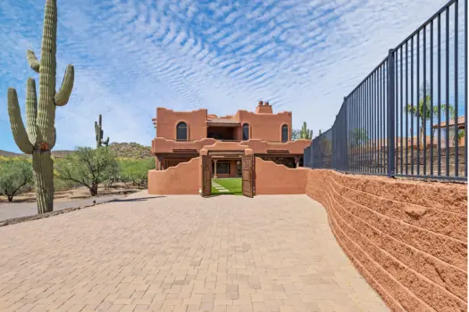 47012 N New River Rd, New River, AZ 85087-7934