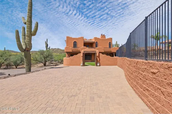 47012 N New River Road, New River, AZ 85087